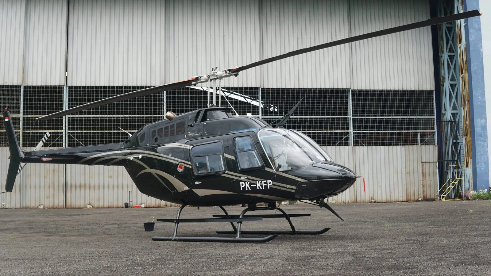 Crew conducting pre-flight preparation
